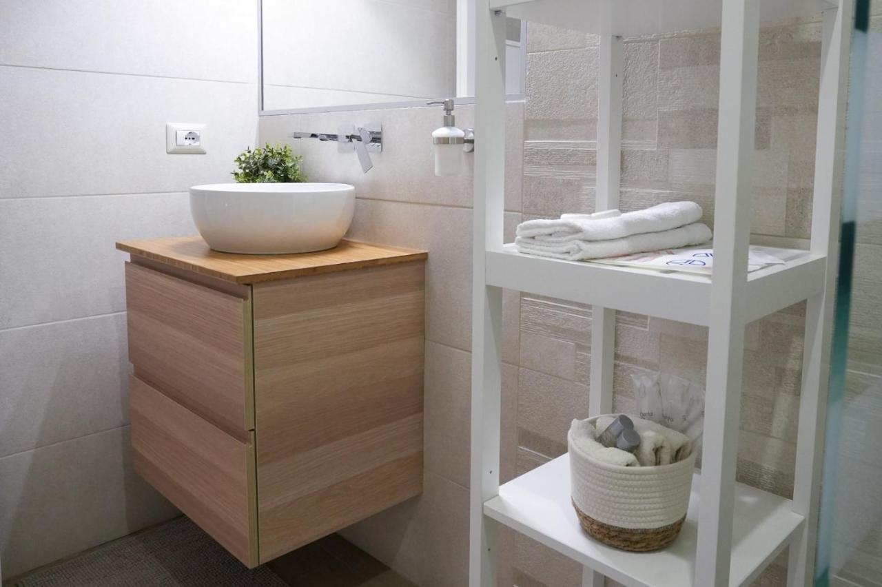 Luxury Rooms Paoli 19 卡利亚里 外观 照片